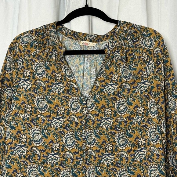 Faherty Floral Button Front Blouse Size Small Boho - Picture 4 of 13